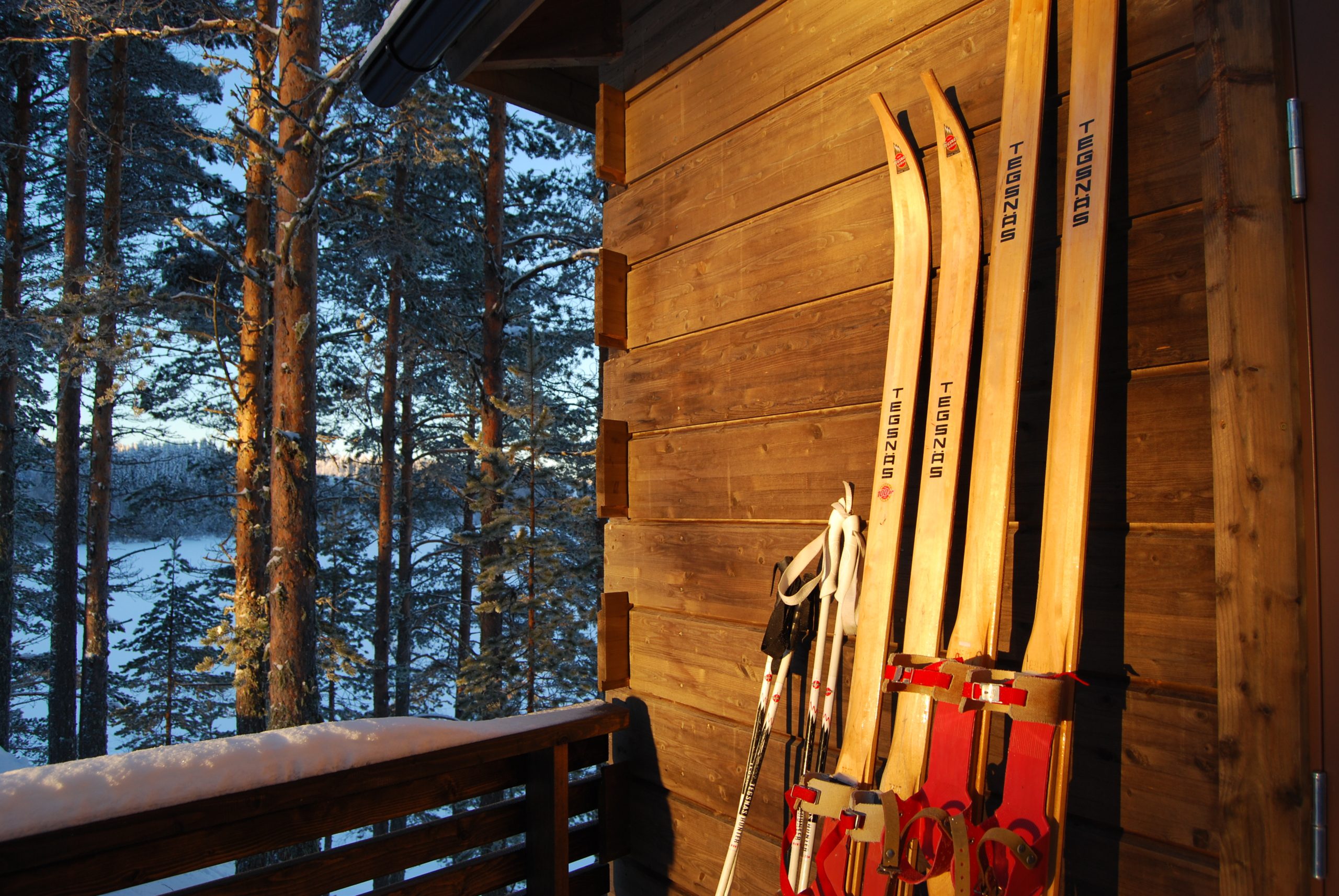 Langlaufen op houten ski's