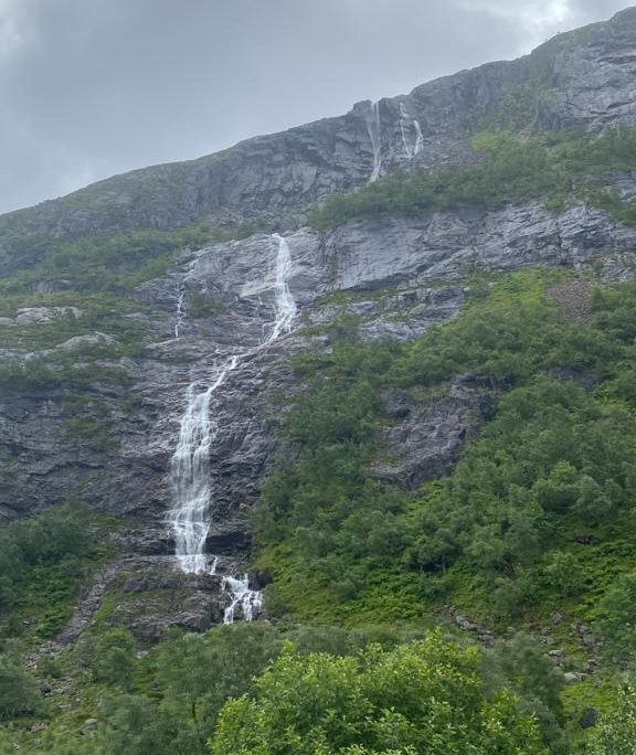 Noorwegen Onderweg naar Kristiansand waterval