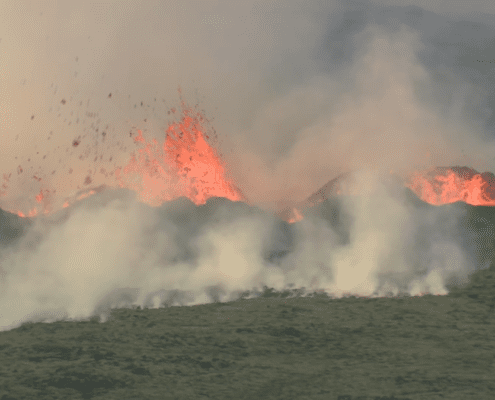 Vulkaanuitbarsting 10 juli 2023 - foto: Gudmundur Bergkvist RÚV
