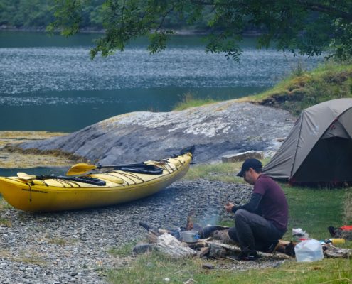 Kamperen en koken in de fjord