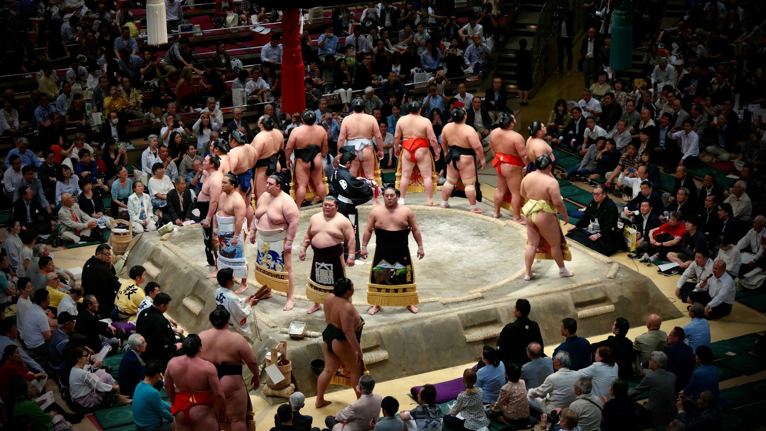 Alessio Roversi - Sumo training Japan