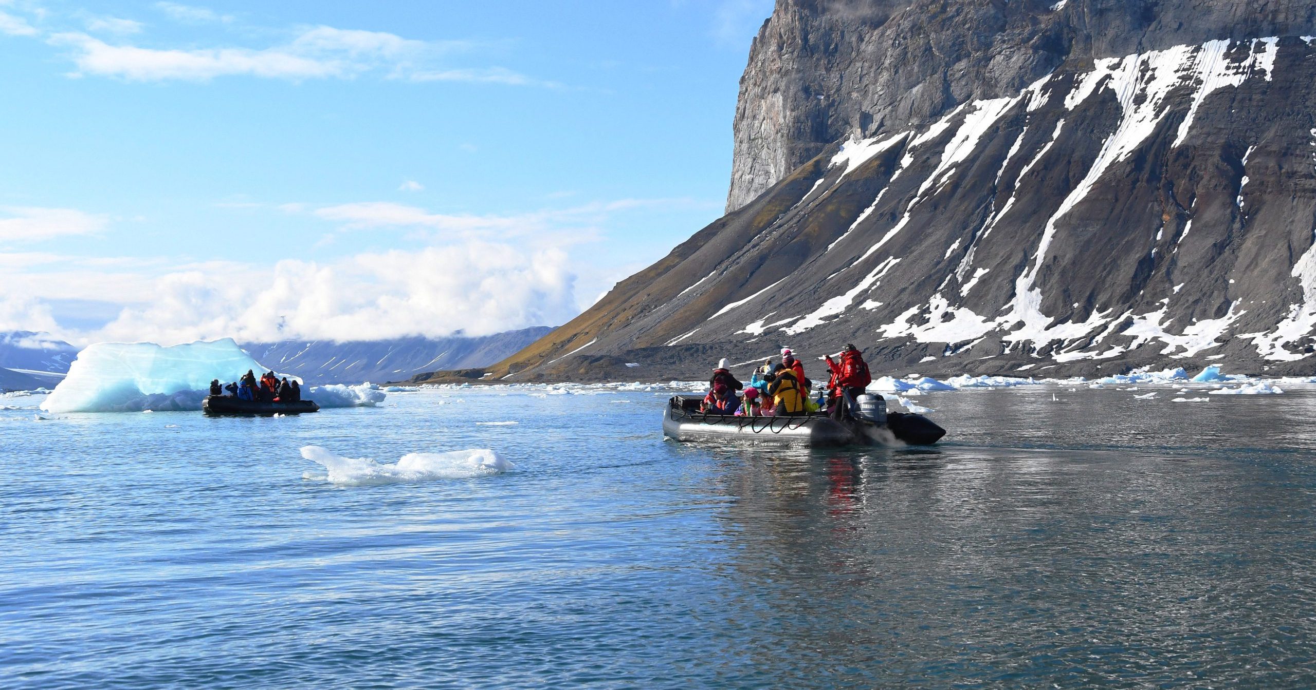 Hornsund Zodiac cruise © Geert Kroes Oceanwide Expeditions