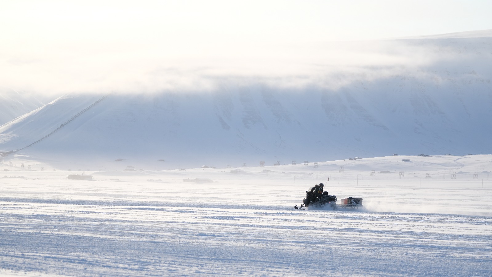 Sneeuwscootertocht Spitsbergen 2025
