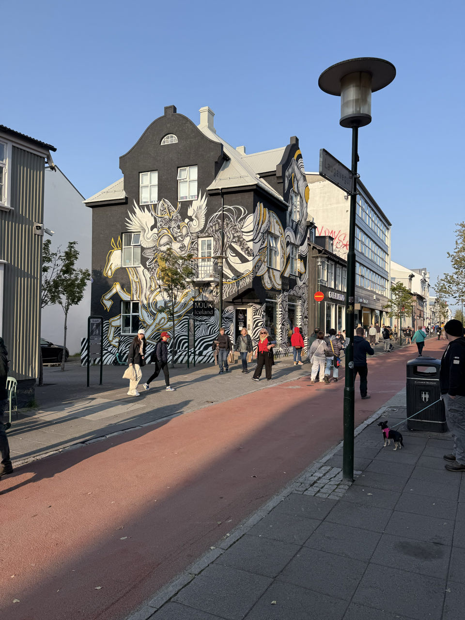 Terug in zonnig Reykjavík Terug in zonnig Reykjavík