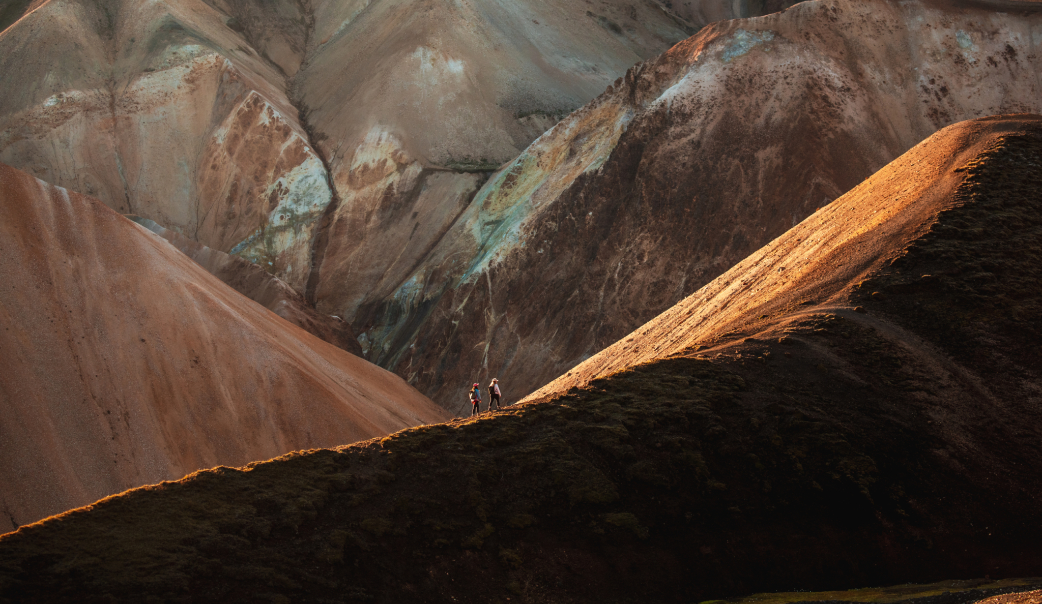Cover_Icelandic Explorer_Visit Iceland